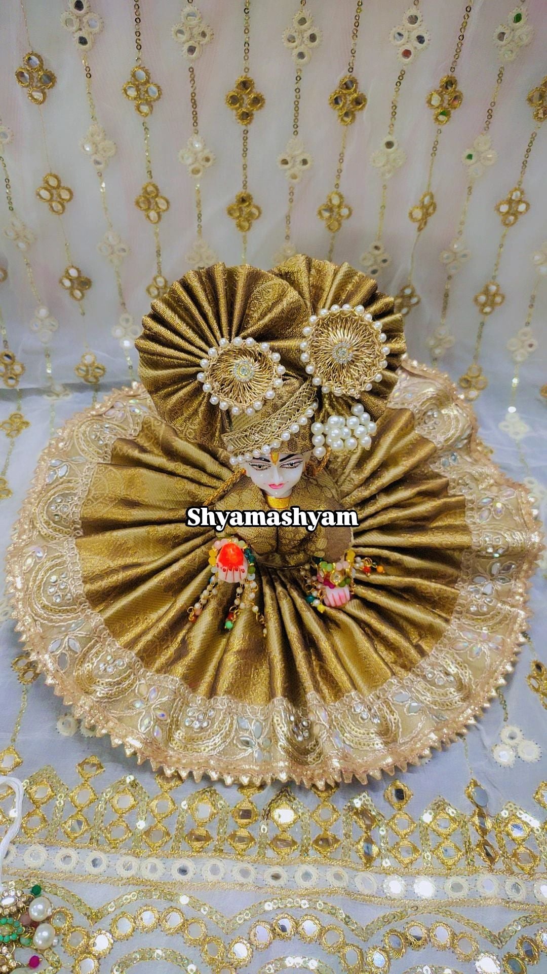 special pure Golden Banarsi with mirror lace Detailing*